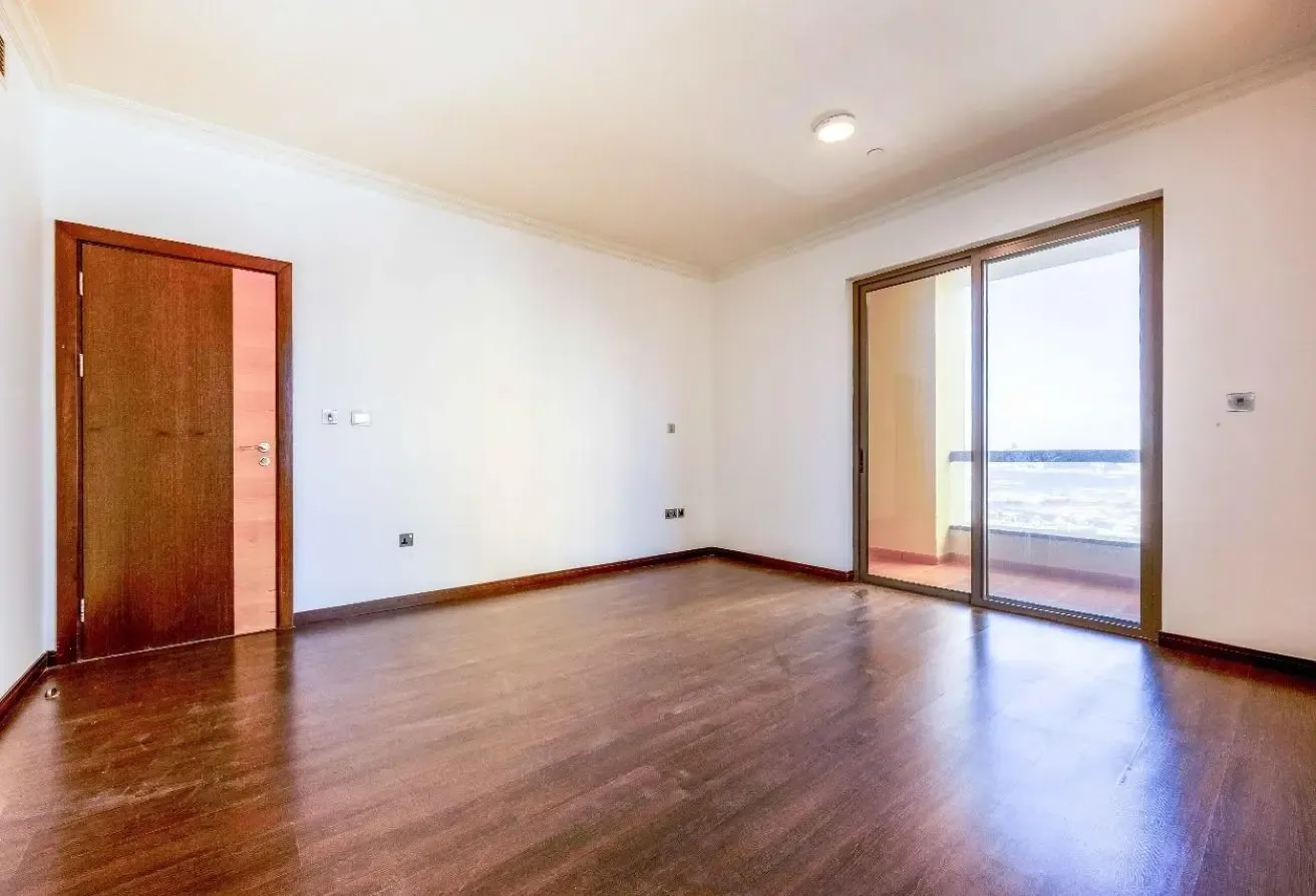 Sea View Upgraded 2BR | Balcony | Murjan