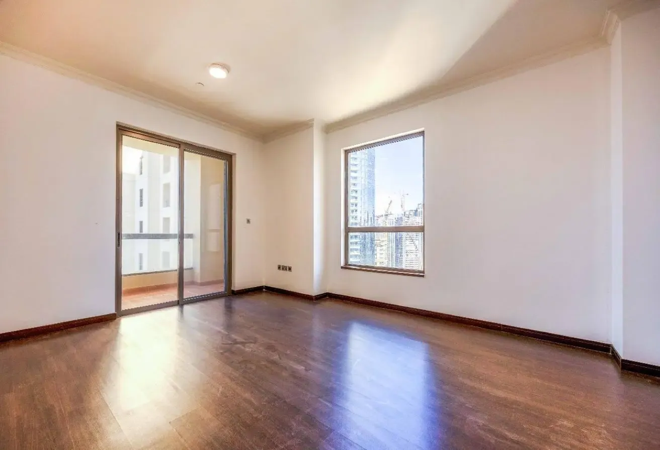 Sea View Upgraded 2BR | Balcony | Murjan