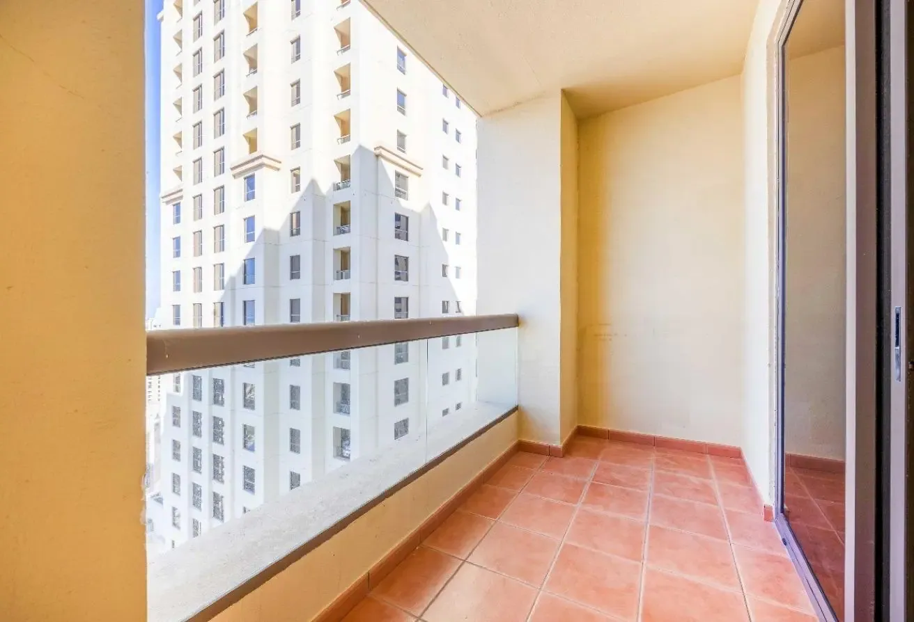 Sea View Upgraded 2BR | Balcony | Murjan