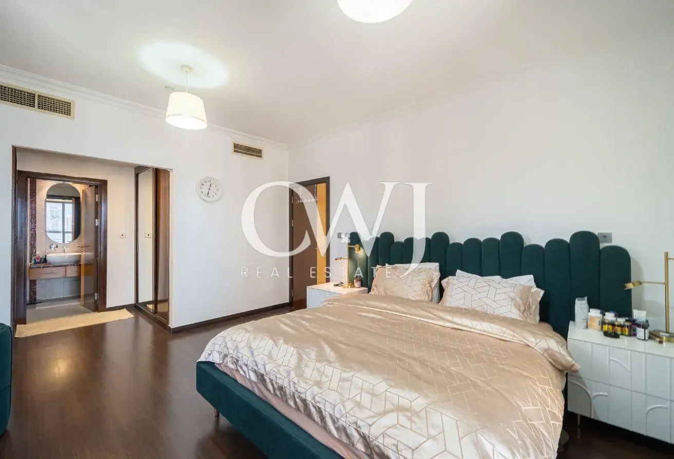 Unfurnished | Upgraded | Sea Views | Ready to Move