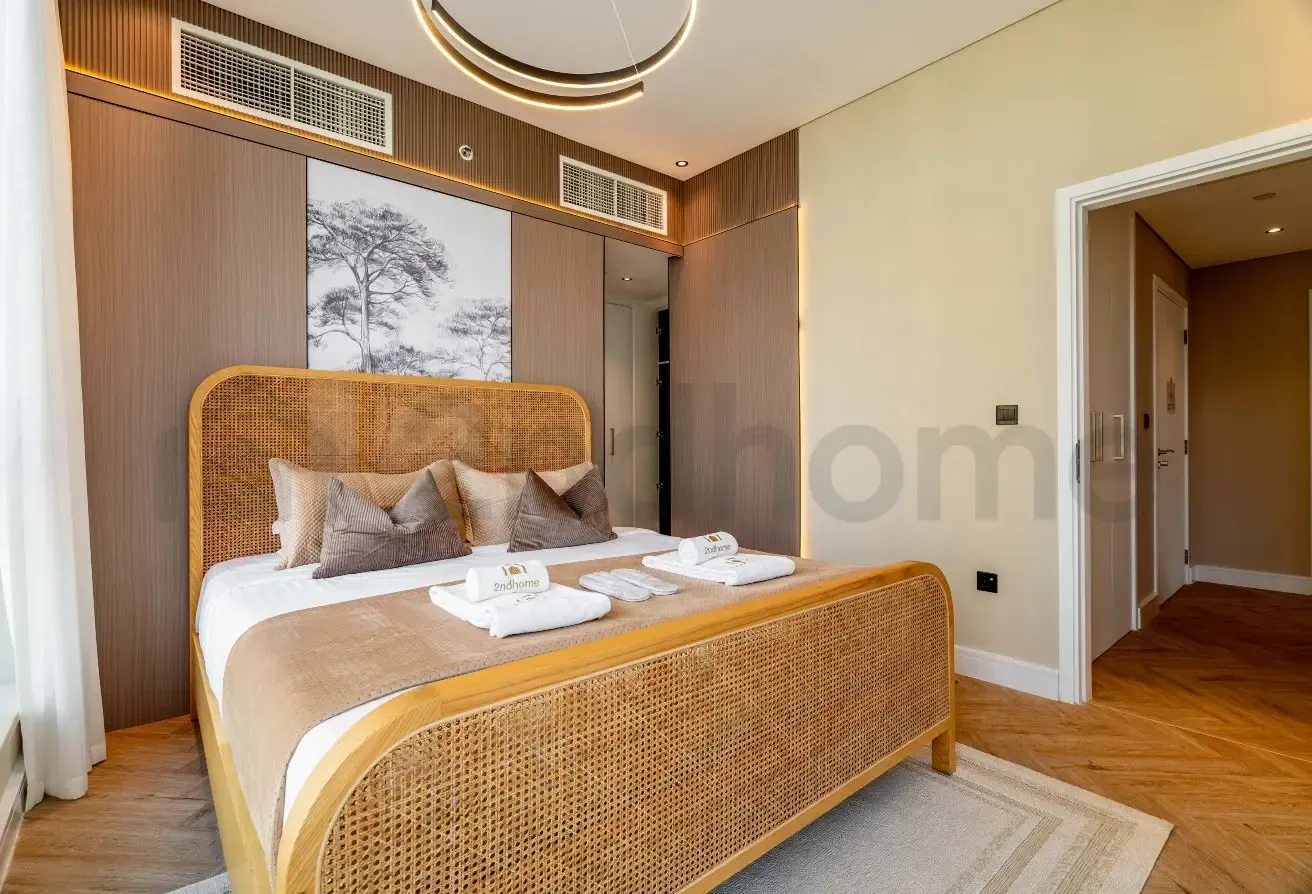 Avail of our Midterm Rental | Burj Khalifa View