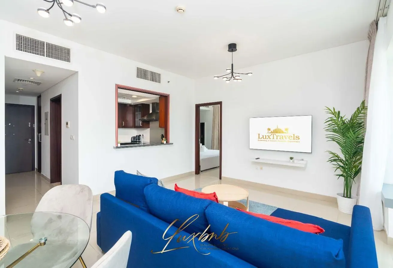 Sky Line Views I Furnished I Bills Included
