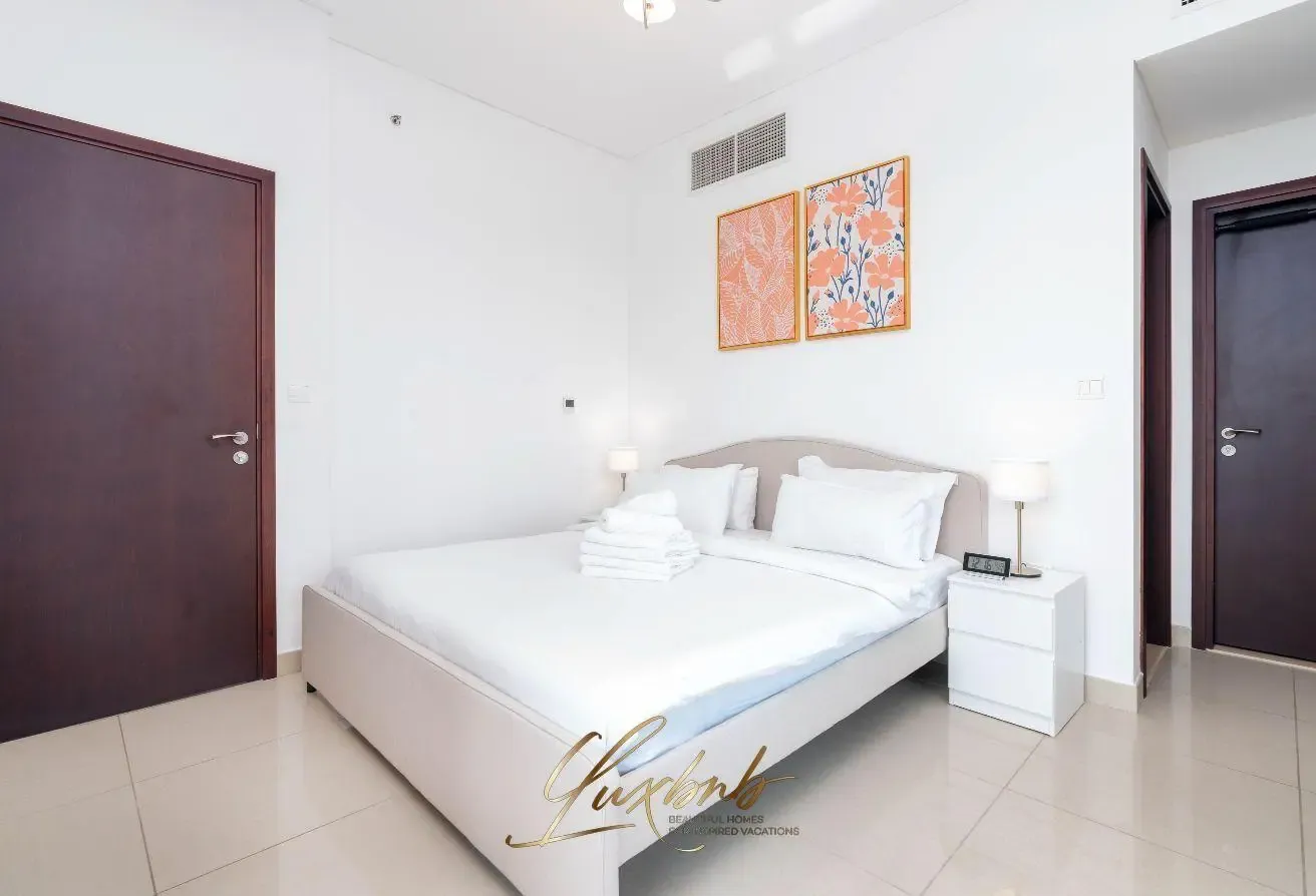 Sky Line Views I Furnished I Bills Included