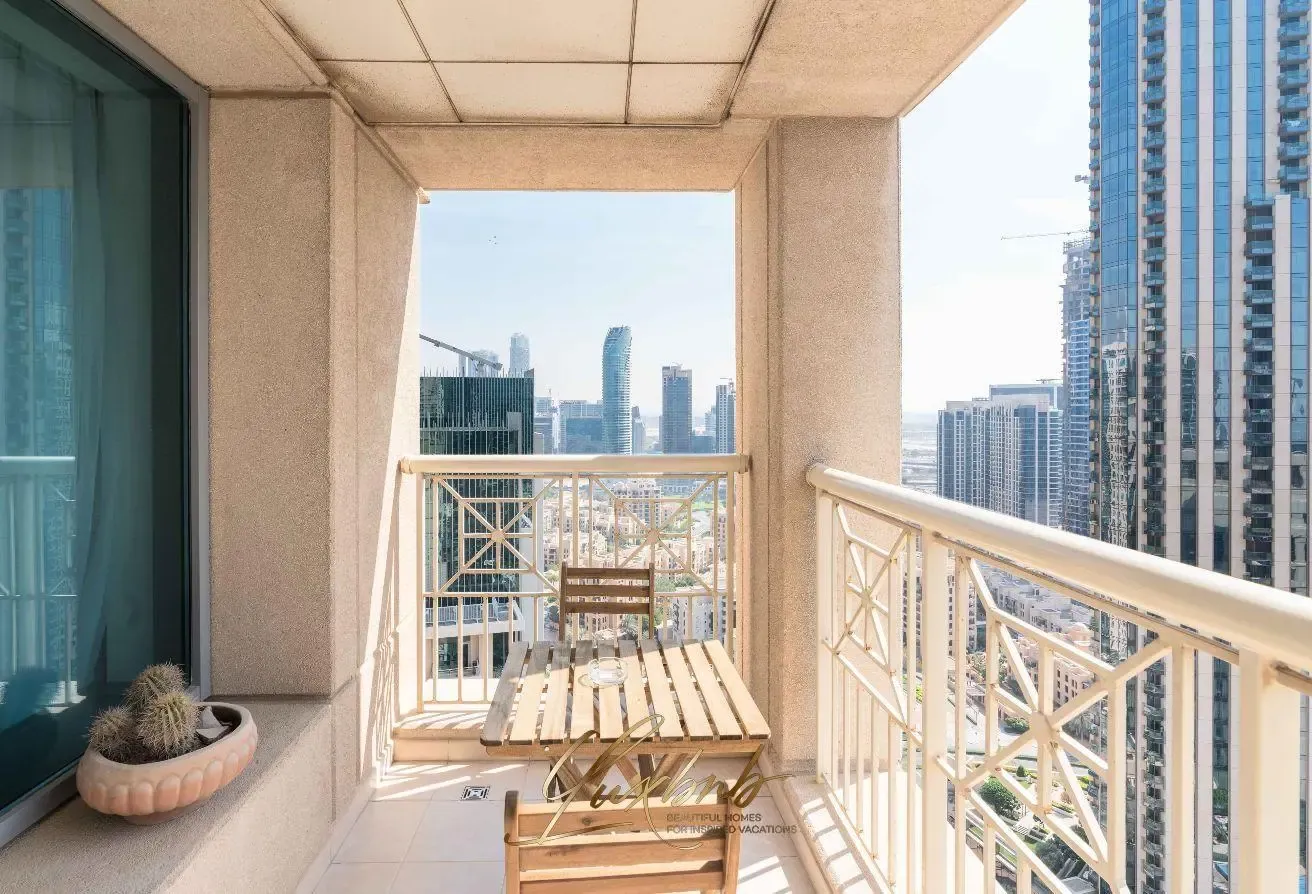 Sky Line Views I Furnished I Bills Included