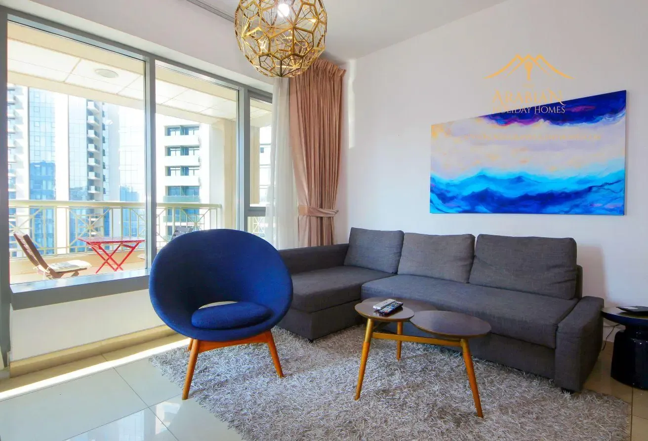 Contemporary 1BR Apartment | Prime Location