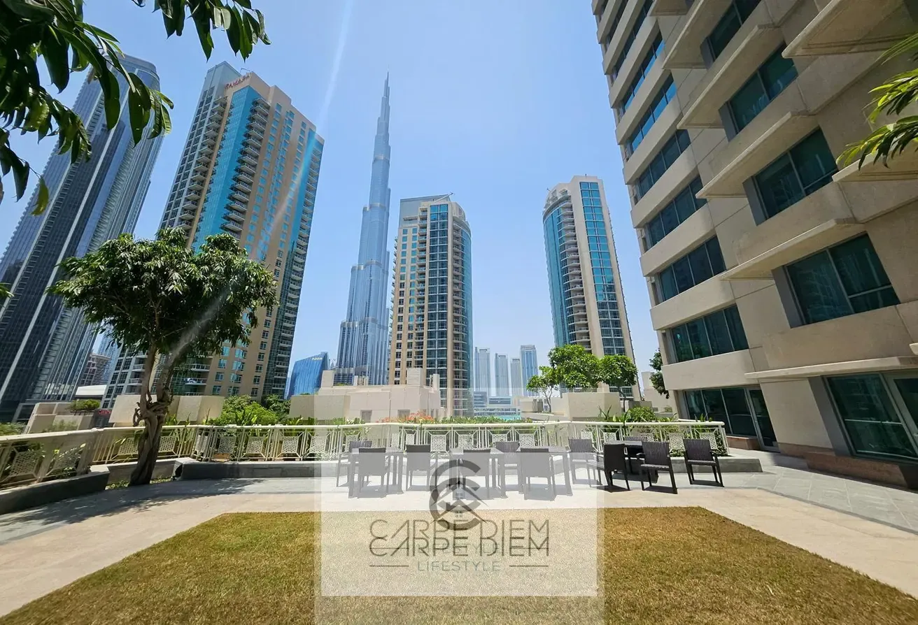 Stunning Unit across Dubai Mall - Downtown