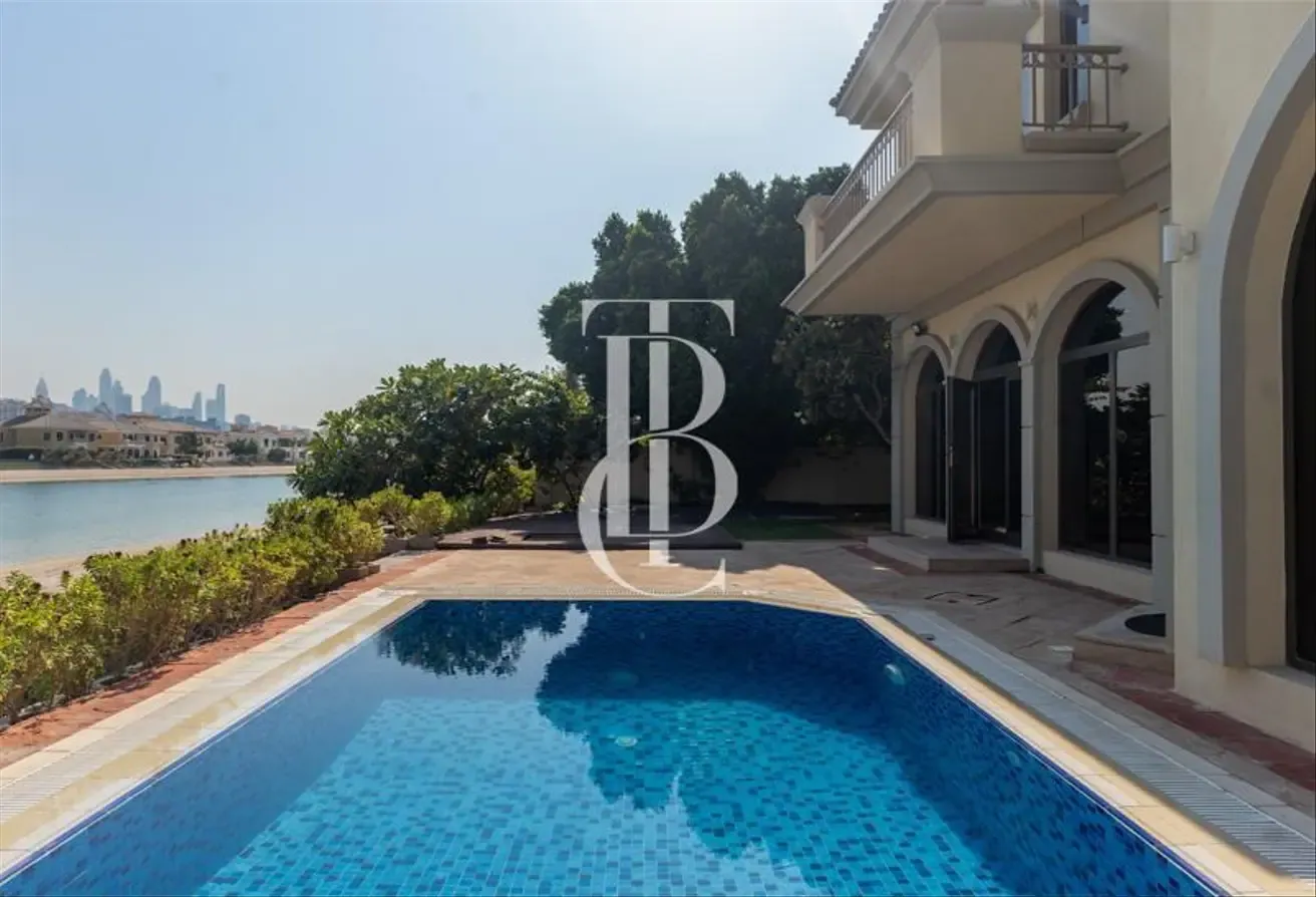 Perfect Open Plan Family Home with Exquisite Views