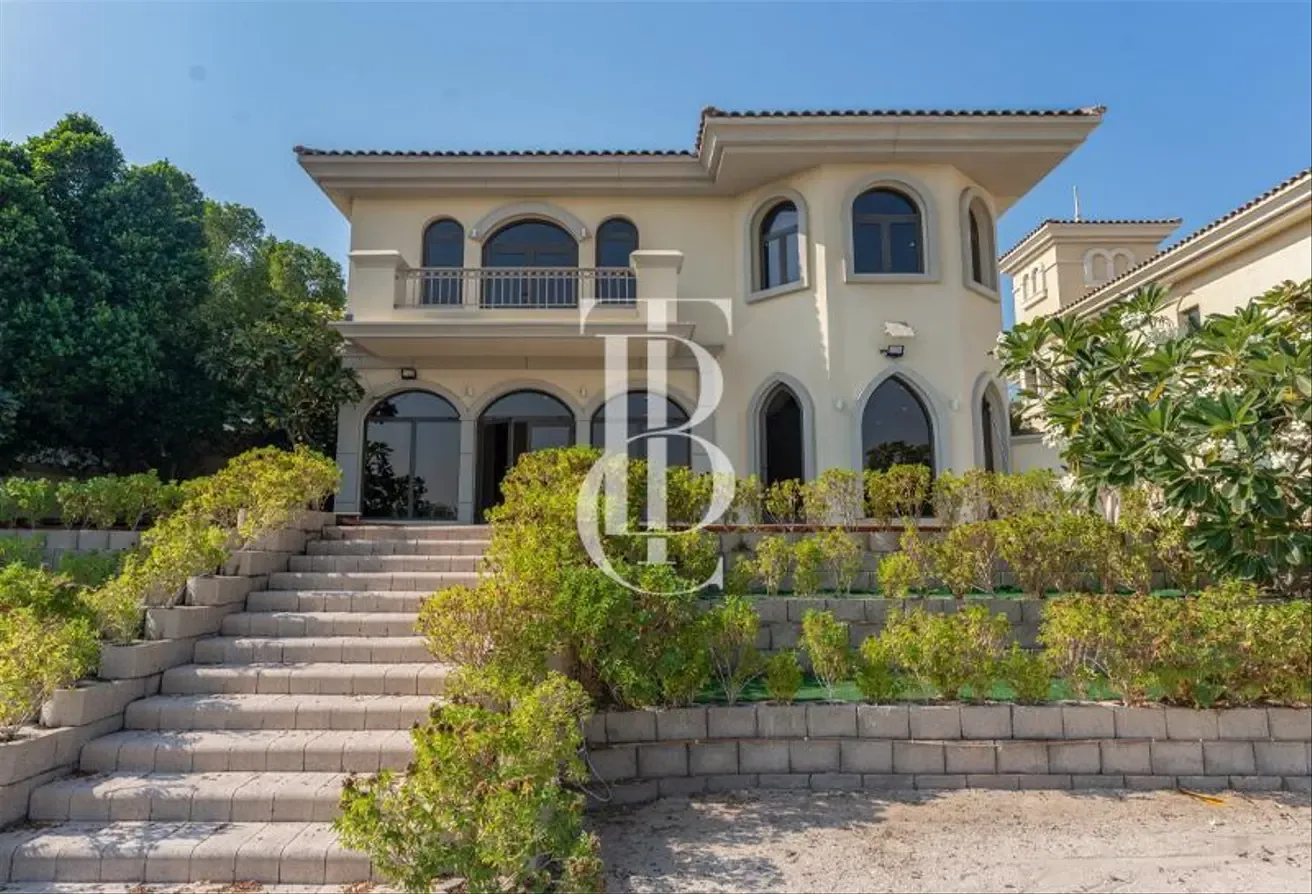Perfect Open Plan Family Home with Exquisite Views