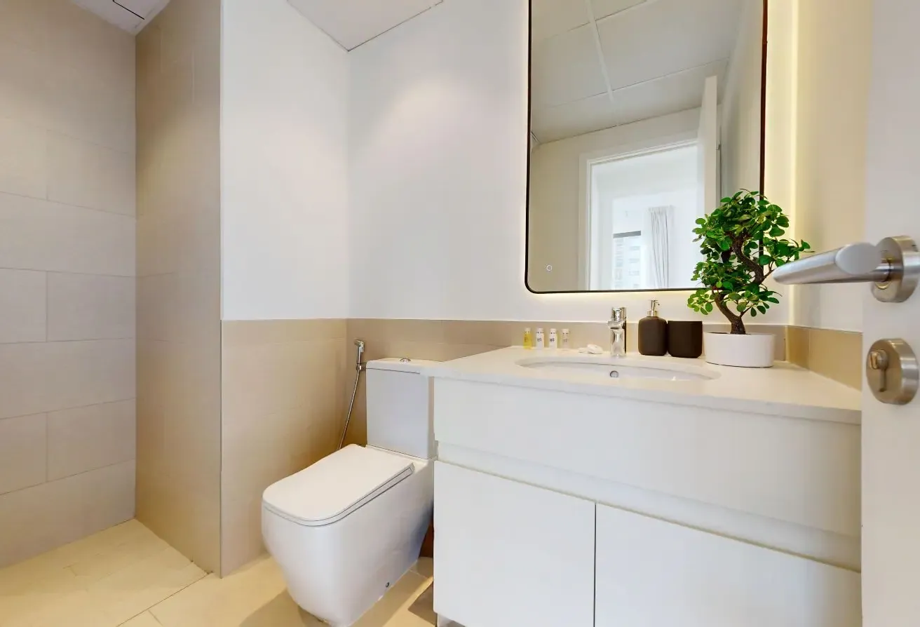 UNA Tower - Peaceful One Bedroom in Townsquare