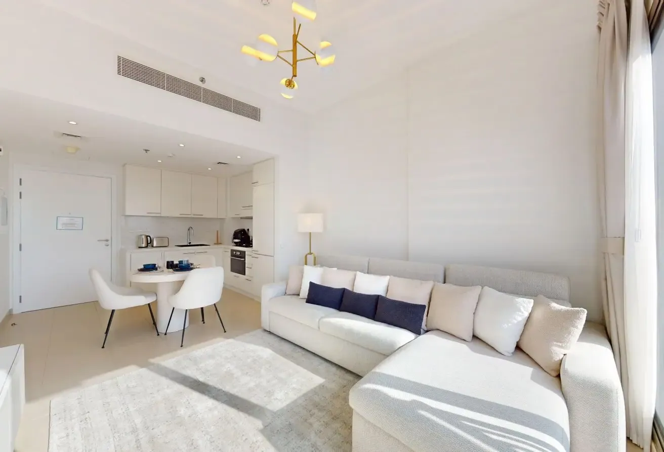 UNA Tower - Peaceful One Bedroom in Townsquare