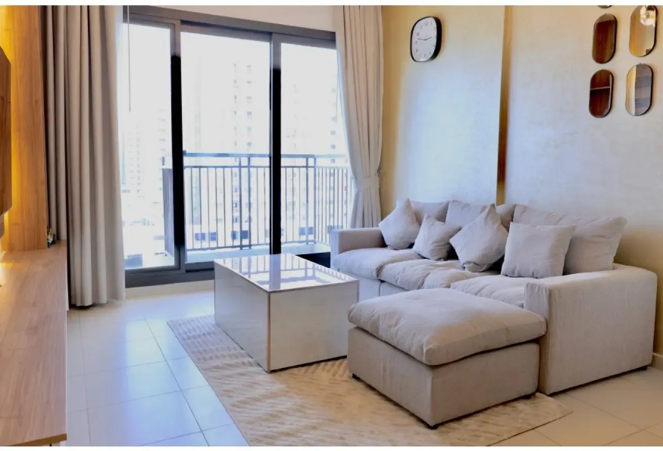 Modern 1BR | Pool & Gym Access | Prime Location