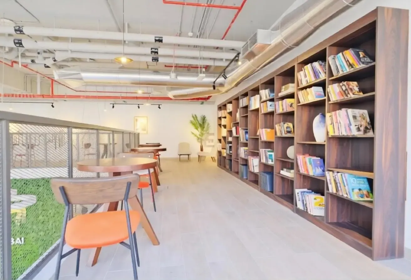 Modern 1BR | Pool & Gym Access | Prime Location