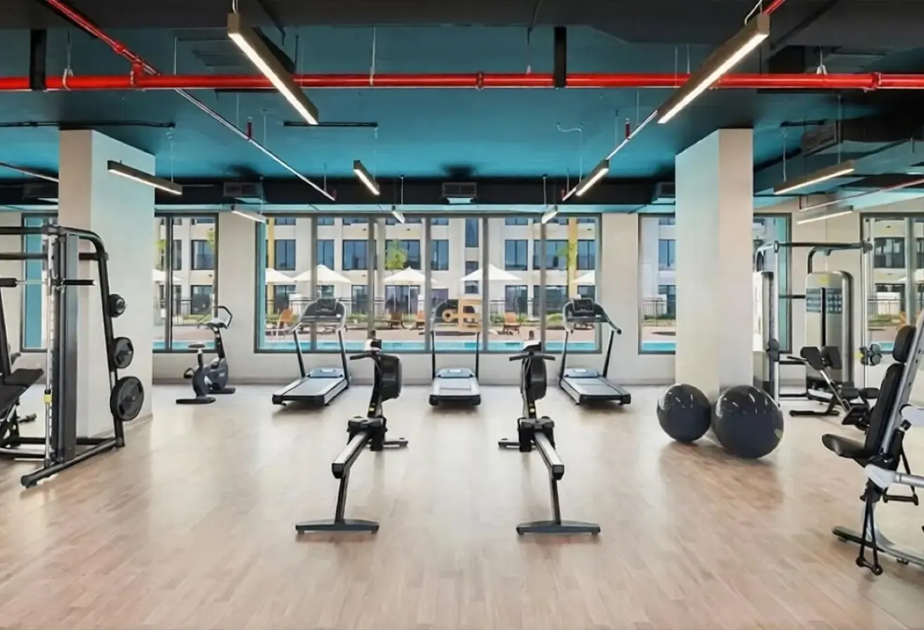 Modern 1BR | Pool & Gym Access | Prime Location