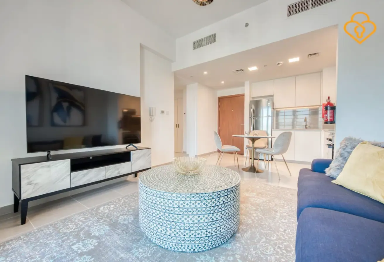 Beautifully furnished 1 BR Apt, Great community!