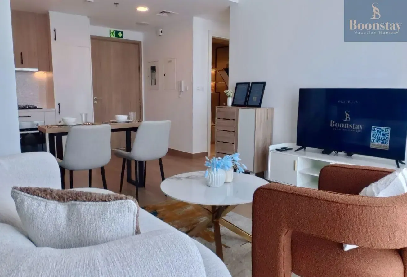 Fully Furnished/Bills Included/Stylish Apartment