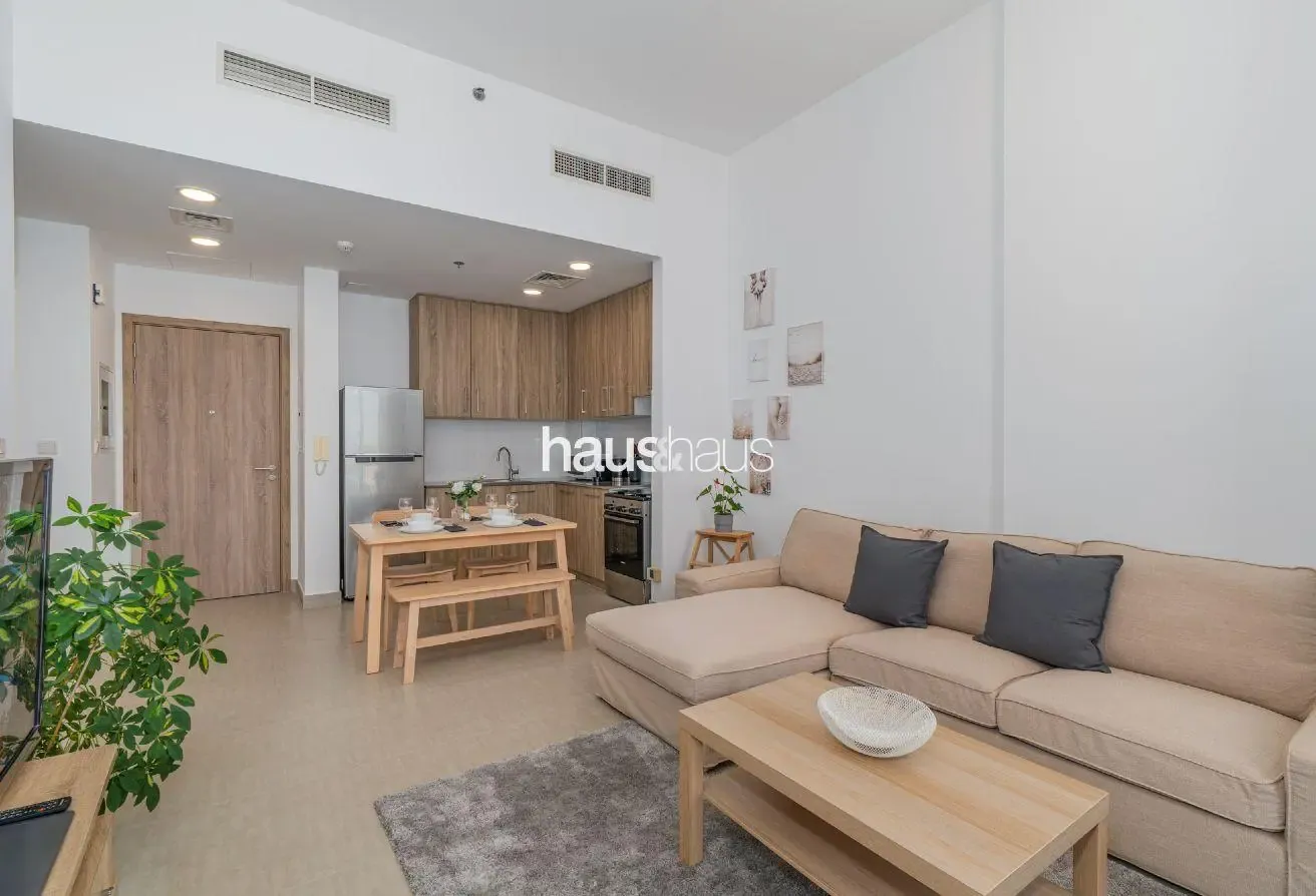 Charming Park View | Cosy | Great Neighbourhood