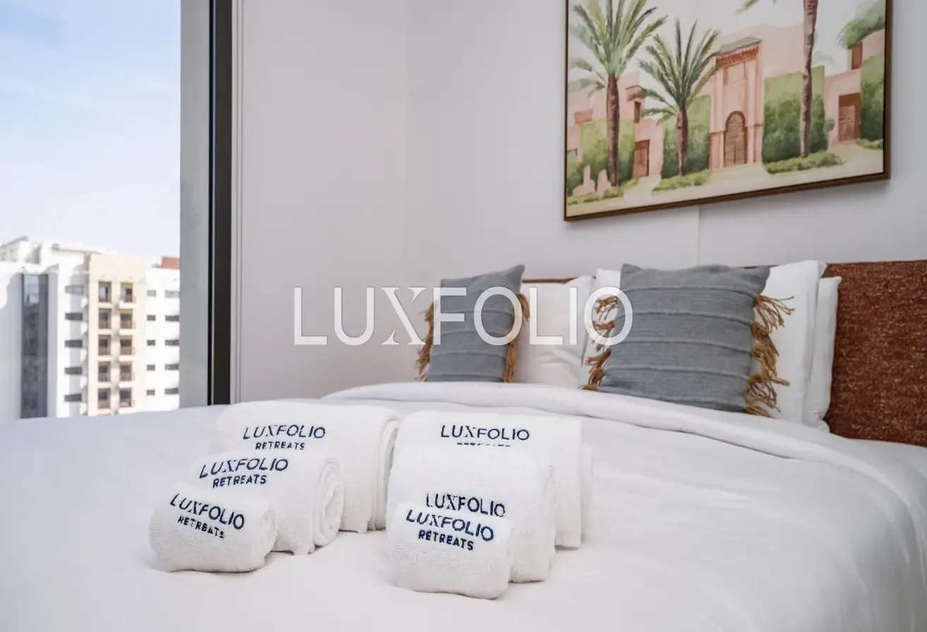 MODERN AND CLASSY STUDIO GREAT AMENTIES IN TOWN SQUARE AVAILABLE NOW