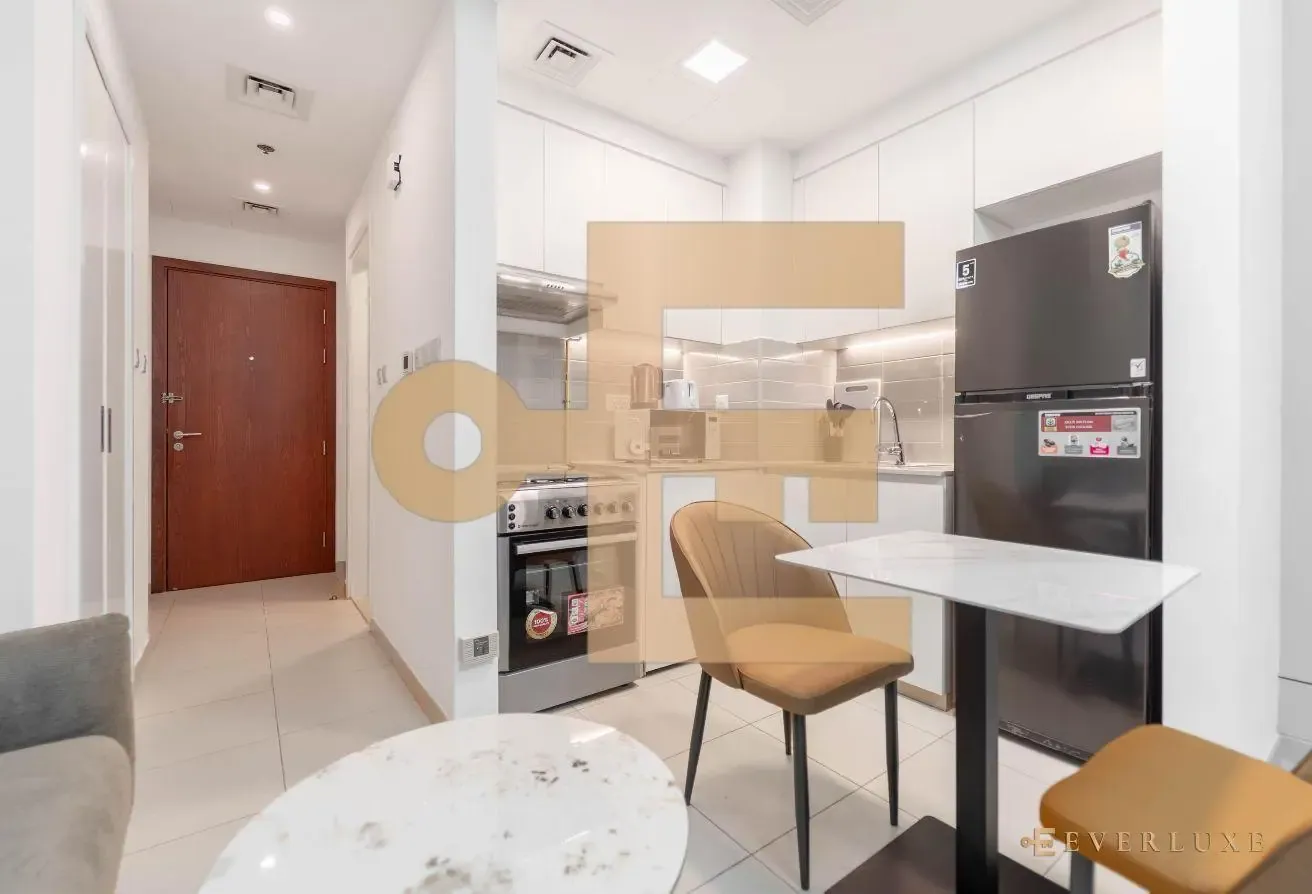 Chic Studio with Great Amenities