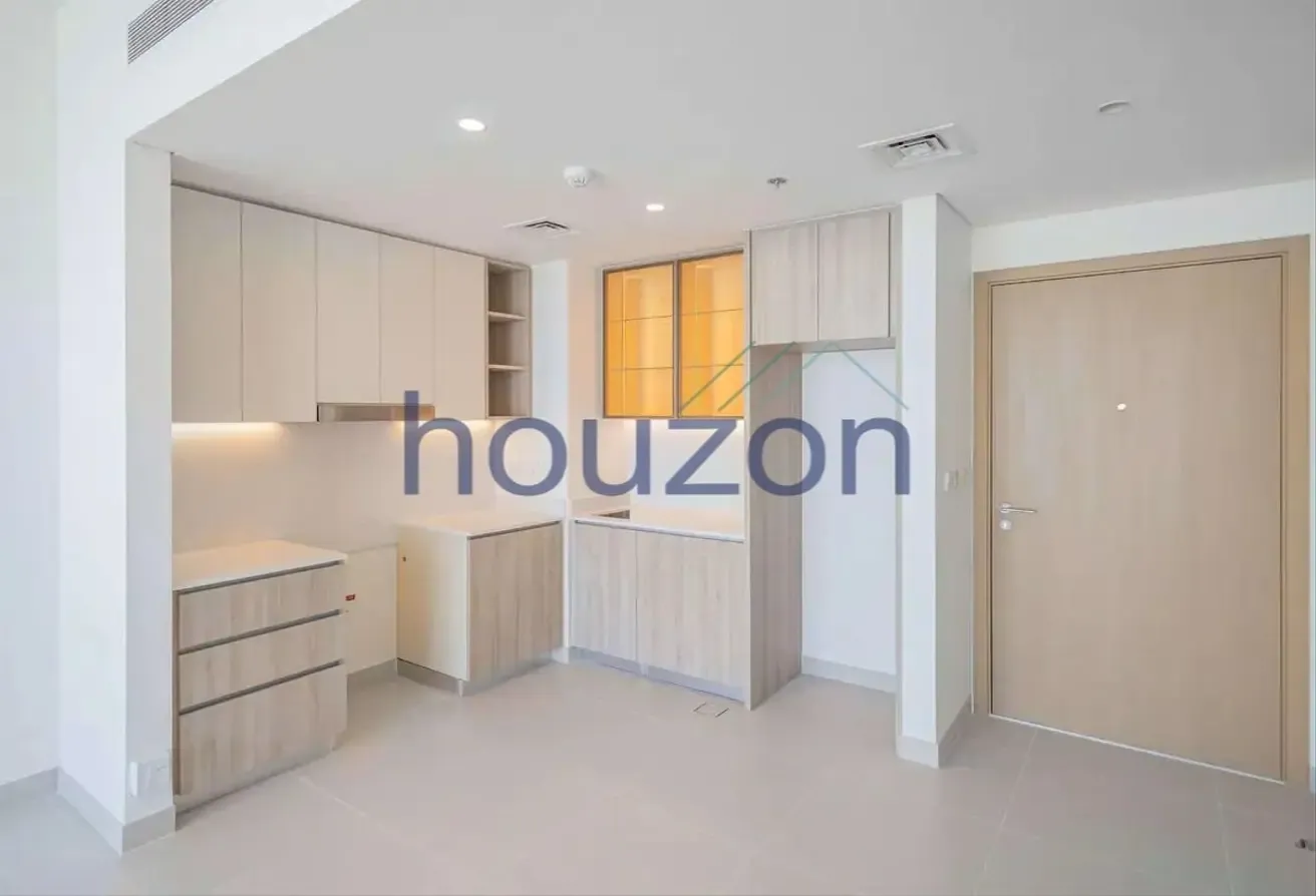 Spacious + Brand New 1BR | Pool View | Balcony