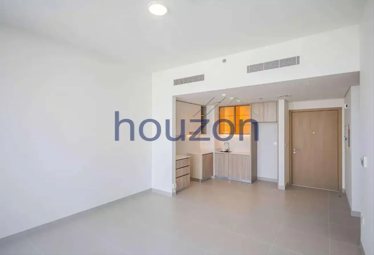 Spacious + Brand New 1BR | Pool View | Balcony