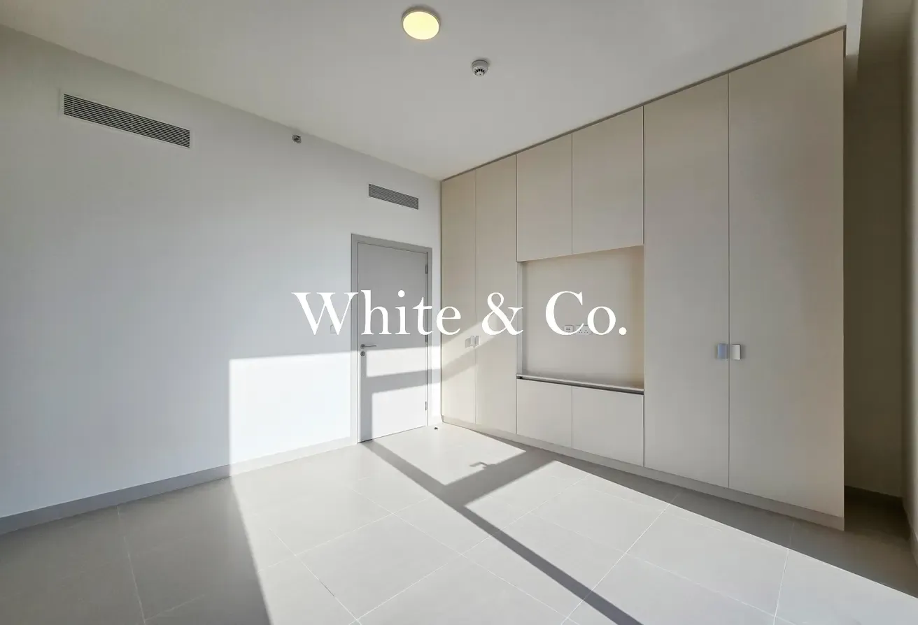 MID FLOOR | VACANT | HIGH CHEQUES WELCOME