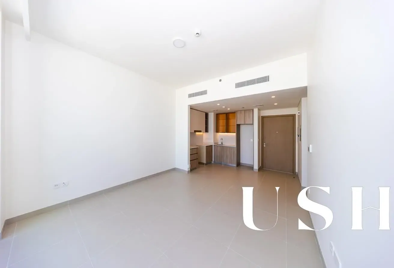 Brand New | Bright Interior | Next To Park