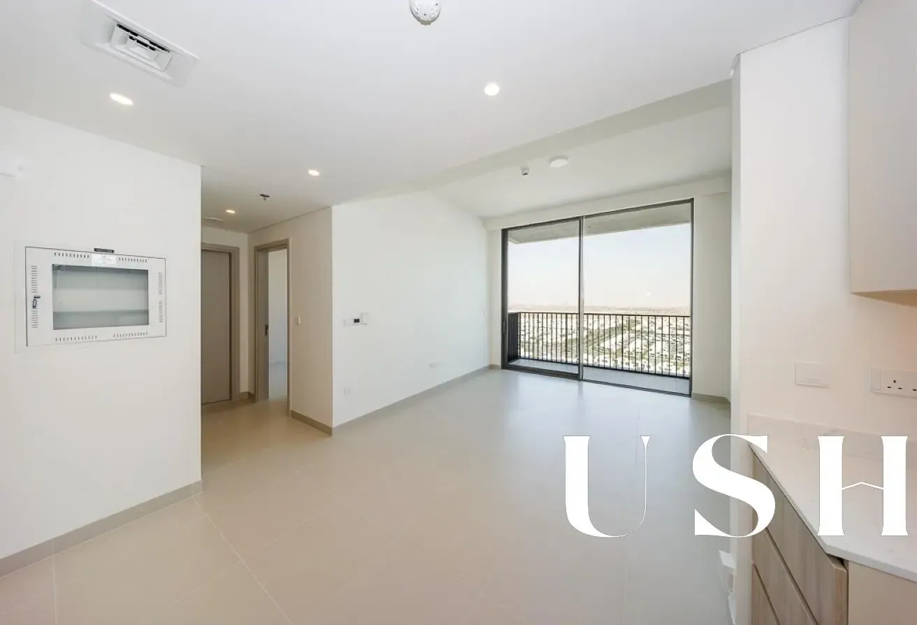 Brand New | Bright Interior | Next To Park