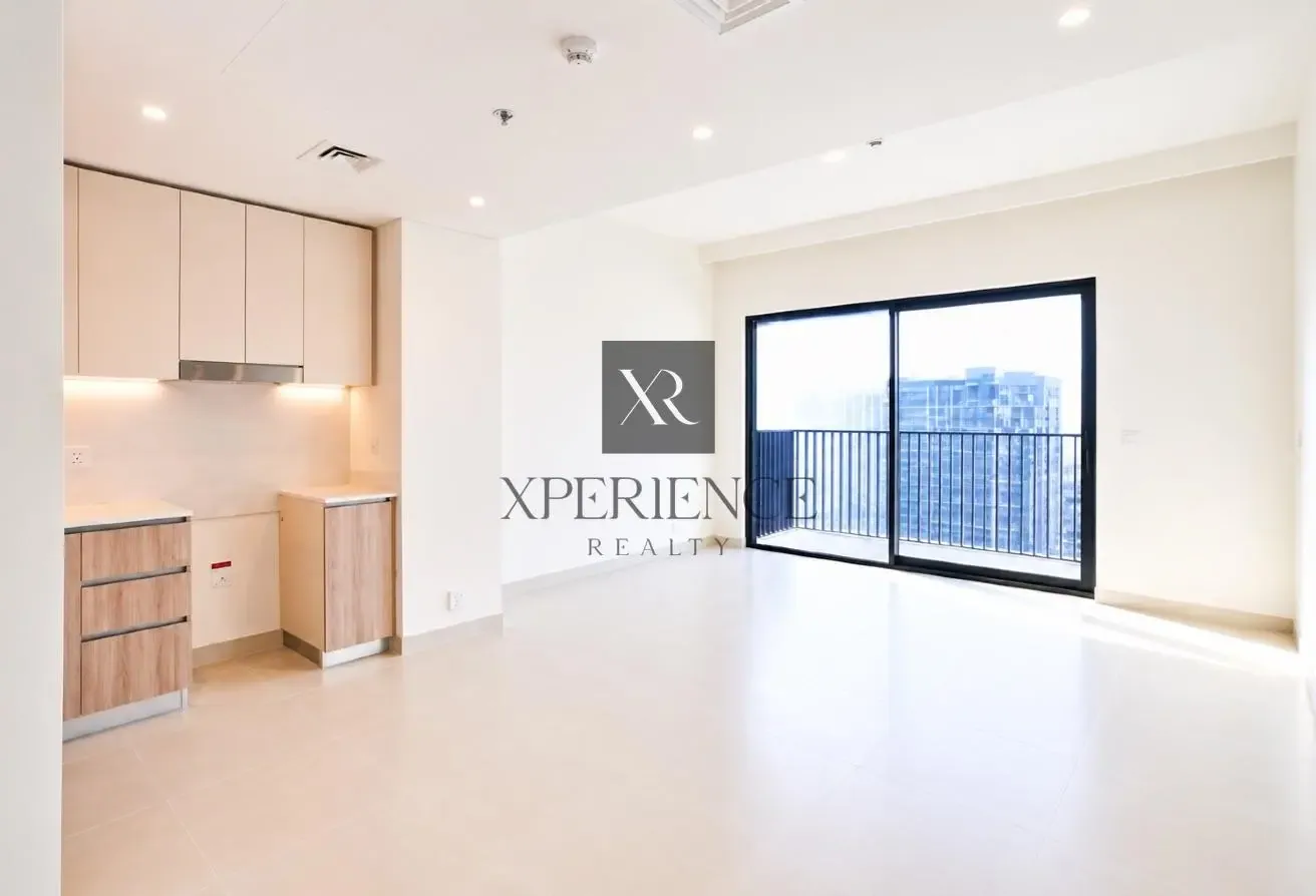 PARK VIEW | LUXURIOUS LIVING | READY TO MOVE IN