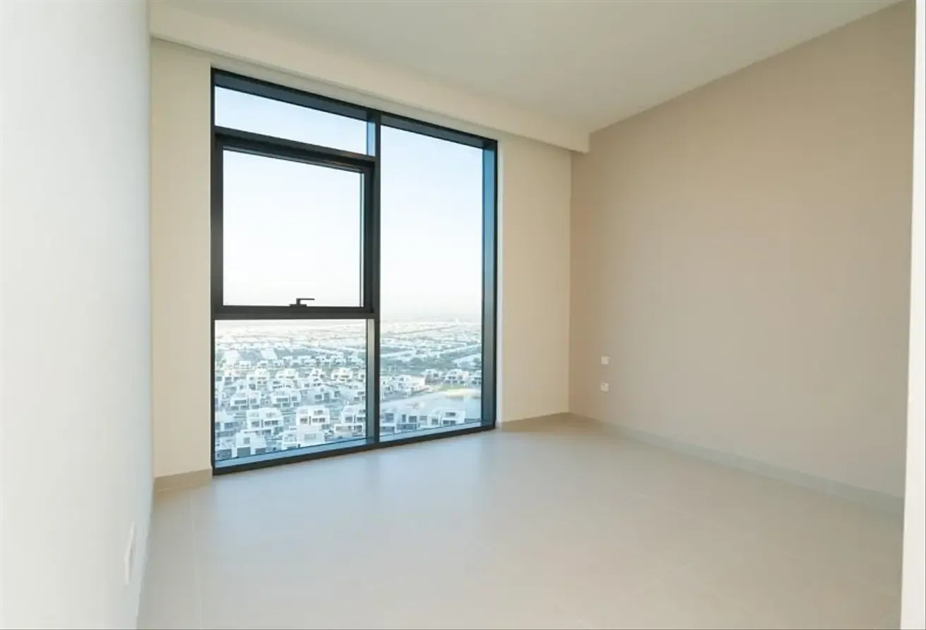 Park View 2BR / Vacant / High Floor