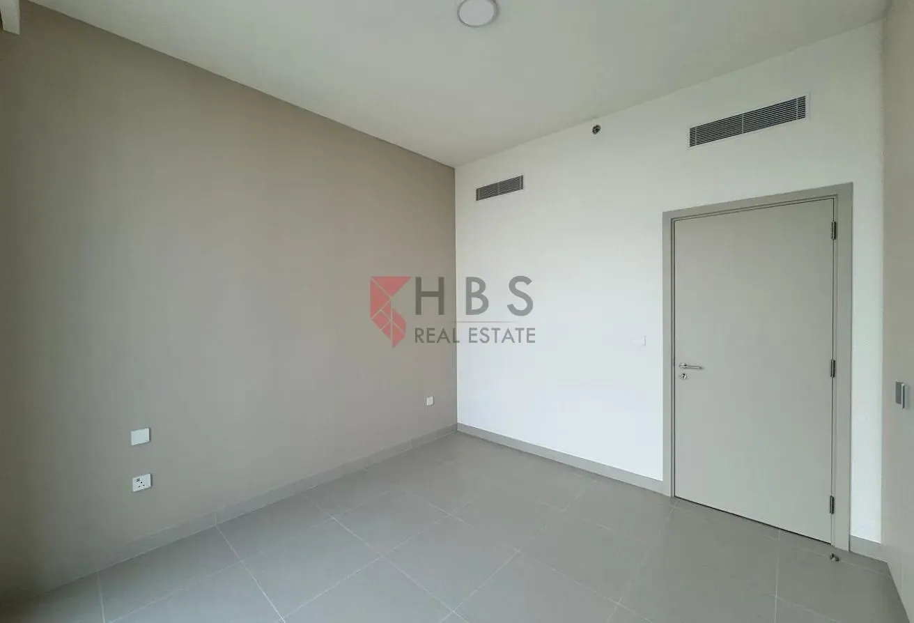 BRAND NEW | MODERN LAYOUT | VILLA VIEW