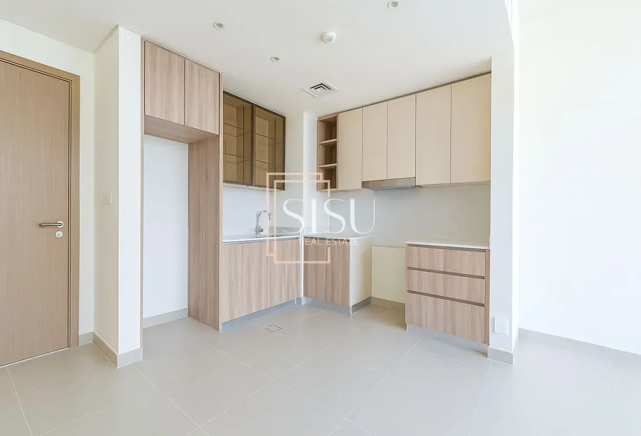Move in Now |Brand New |High Floor | Exclusive
