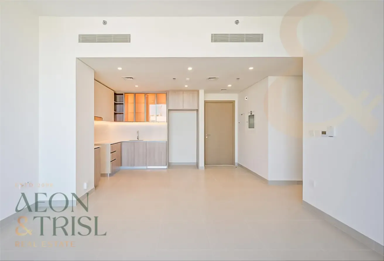 Free Stay | Lowest price | Full Park View