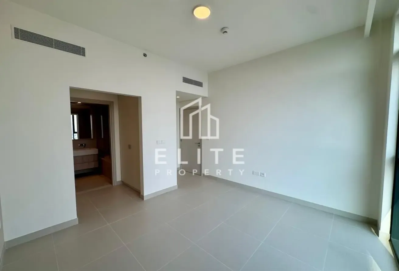 HIGH FLOOR, BRAND NEW, AMAZING AMENITIES, VIEW NOW