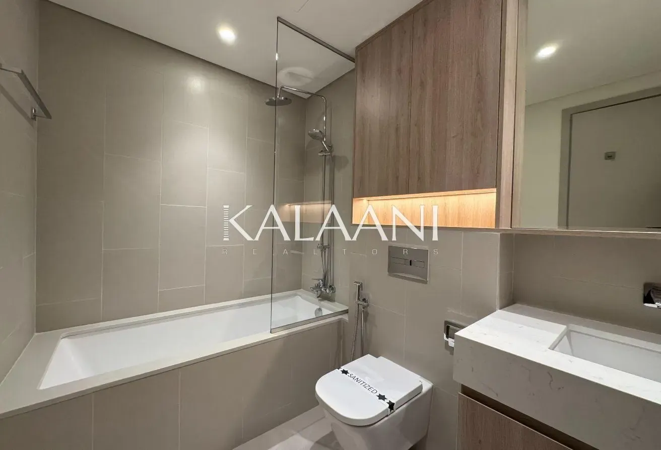 POOL VIEW | FLOOR TO CEILING WINDOWS | BRAND NEW