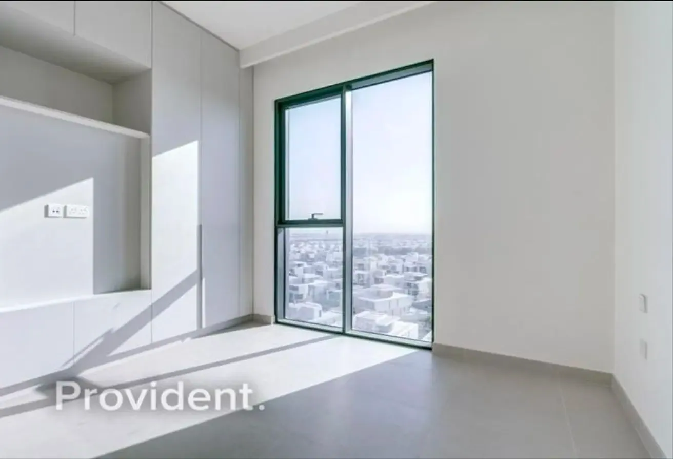 Bright 2BR | Amazing View | High Floor