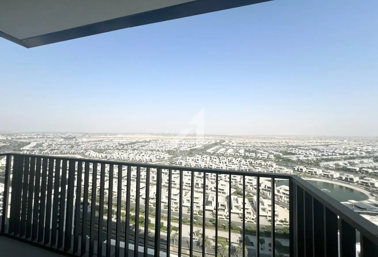 High Floor | Ready to Move In | Multiple Cheques