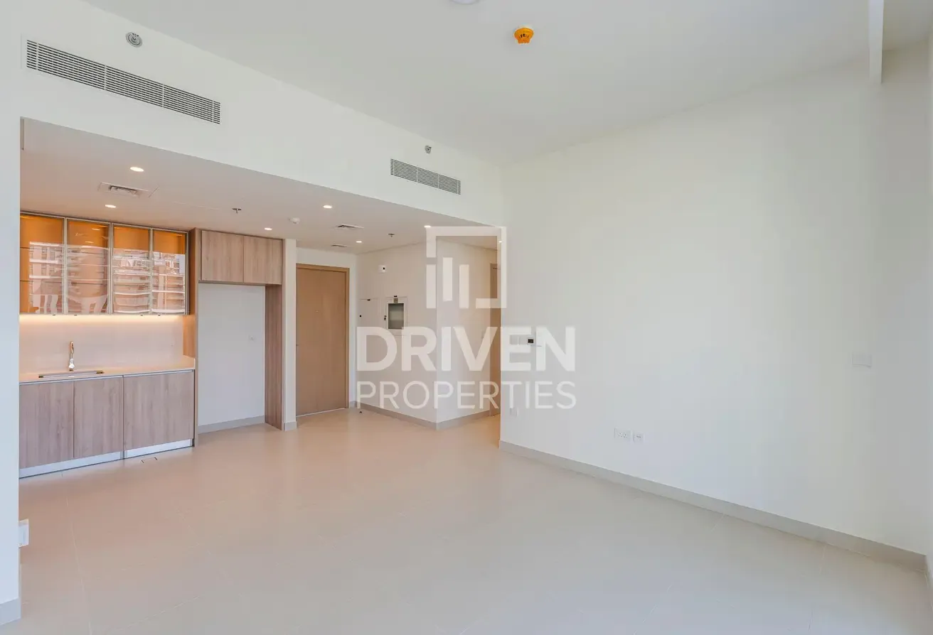Park View | Mid Floor | Chiller Free | Brand New