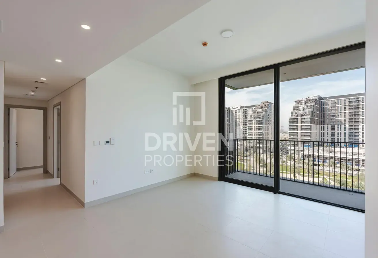 Park View | Mid Floor | Chiller Free | Brand New