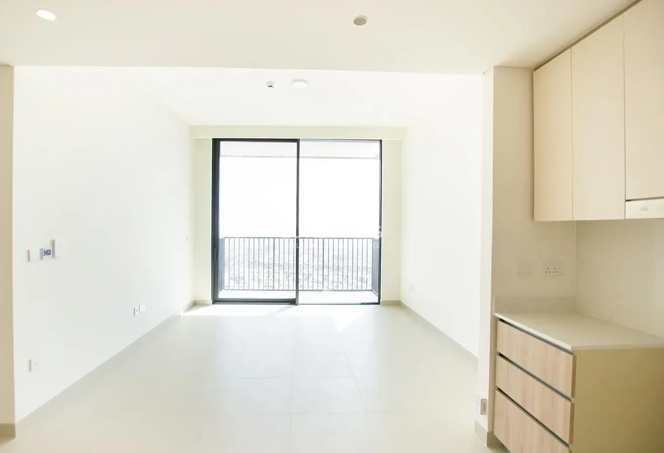 Golf View | Brand New 1BR | Multiple Cheques