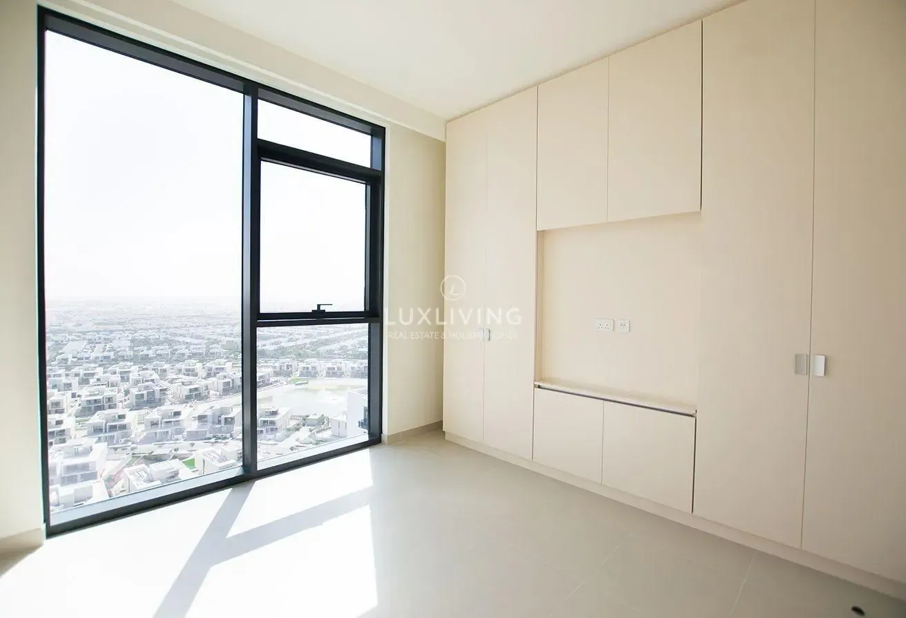 Golf View | Brand New 1BR | Multiple Cheques