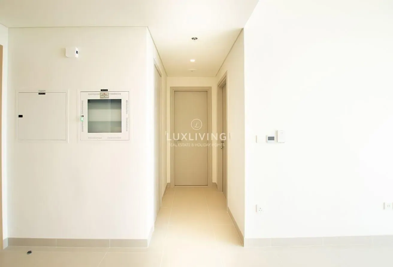 Golf View | Brand New 1BR | Multiple Cheques