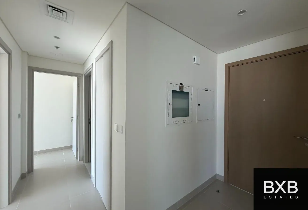 High Floor I Brand New I 13 Month Contract