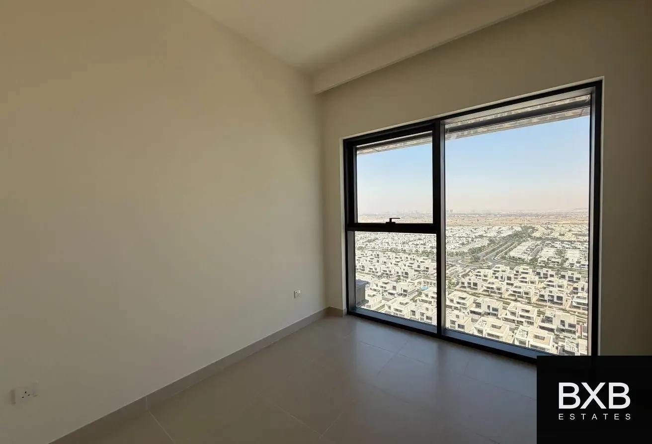 High Floor I Brand New I 13 Month Contract