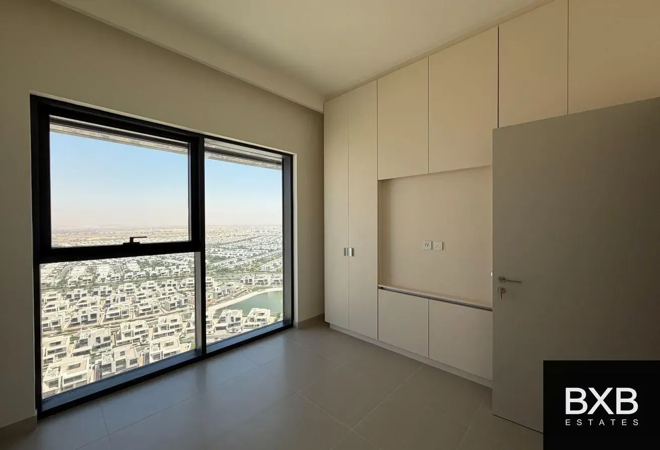 High Floor I Brand New I 13 Month Contract