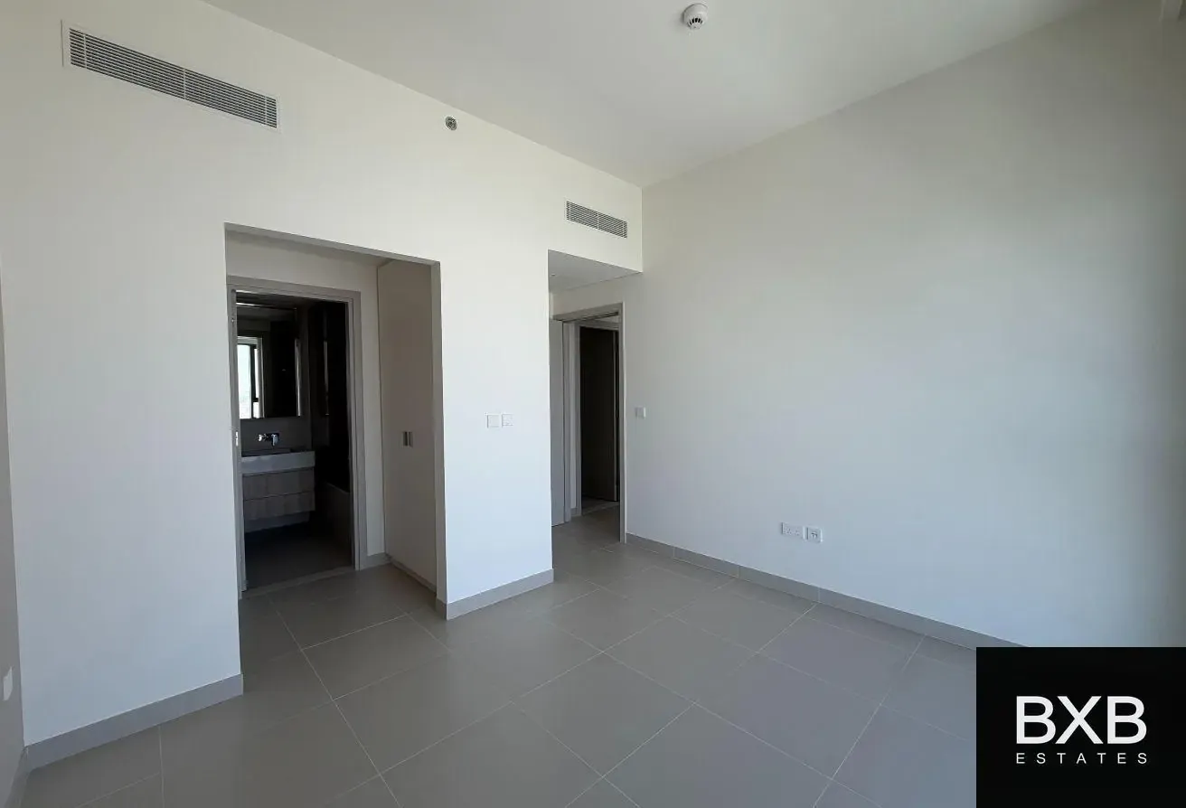 High Floor I Brand New I 13 Month Contract