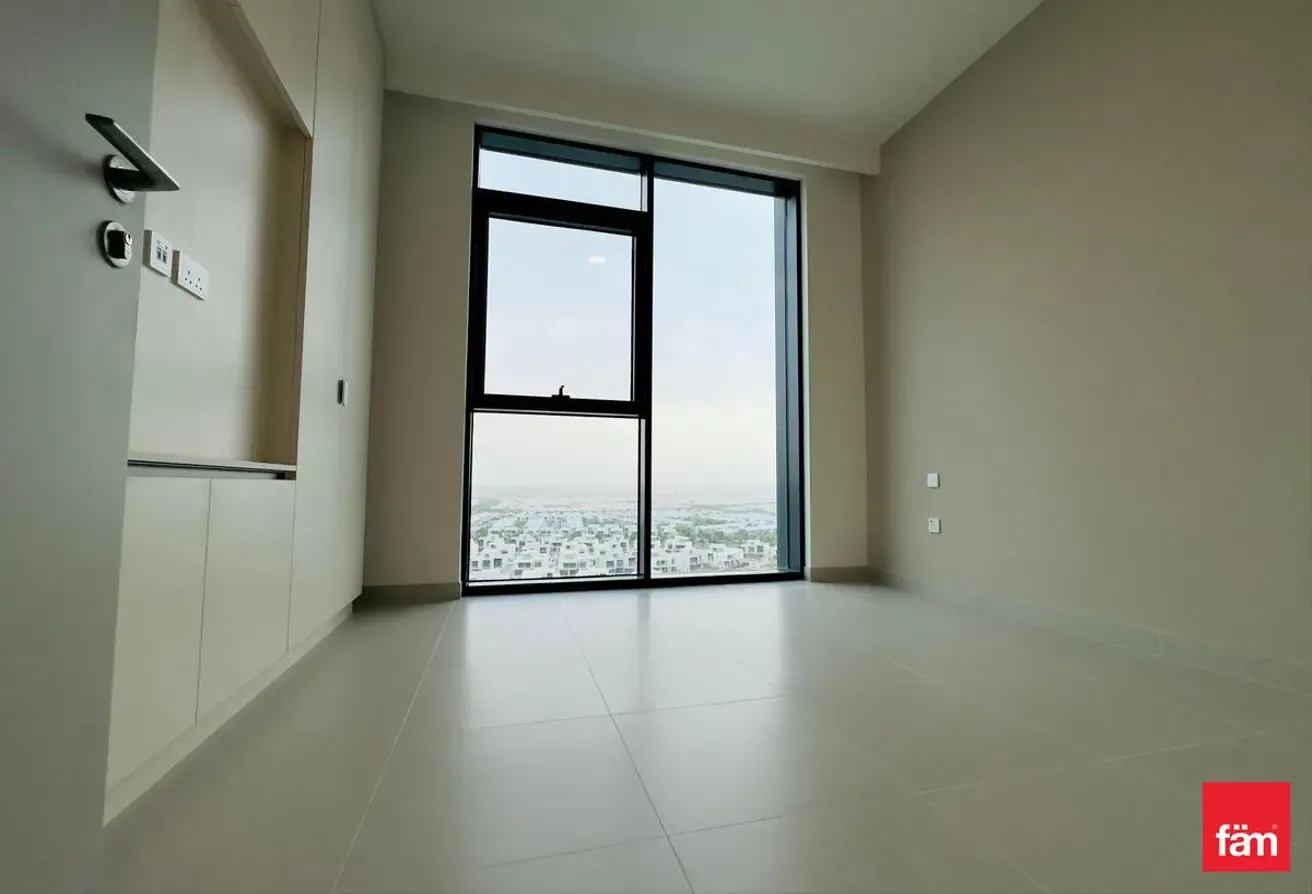 Brand New | Lagoon view | Ready To Move