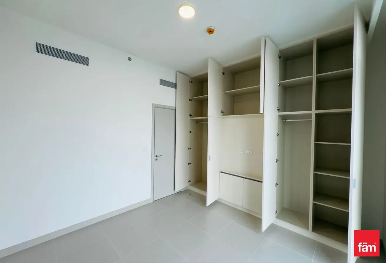 Brand New | Lagoon view | Ready To Move