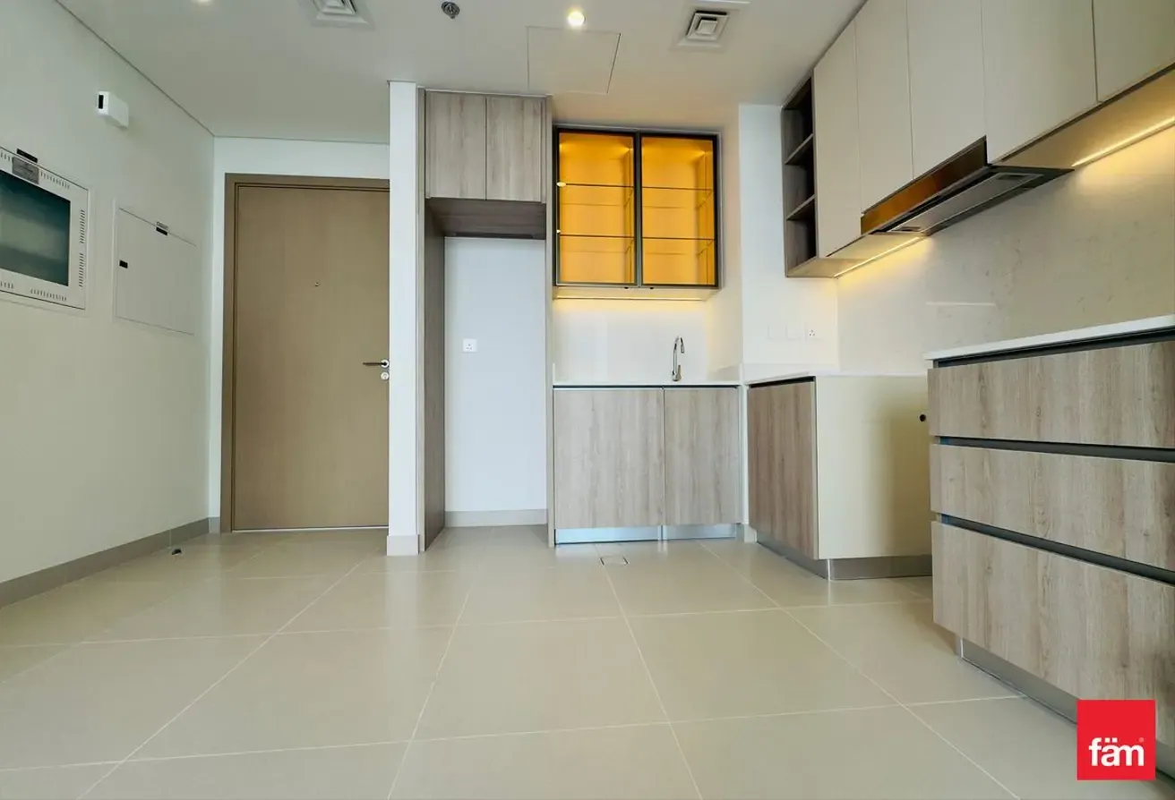 Brand New | Lagoon view | Ready To Move
