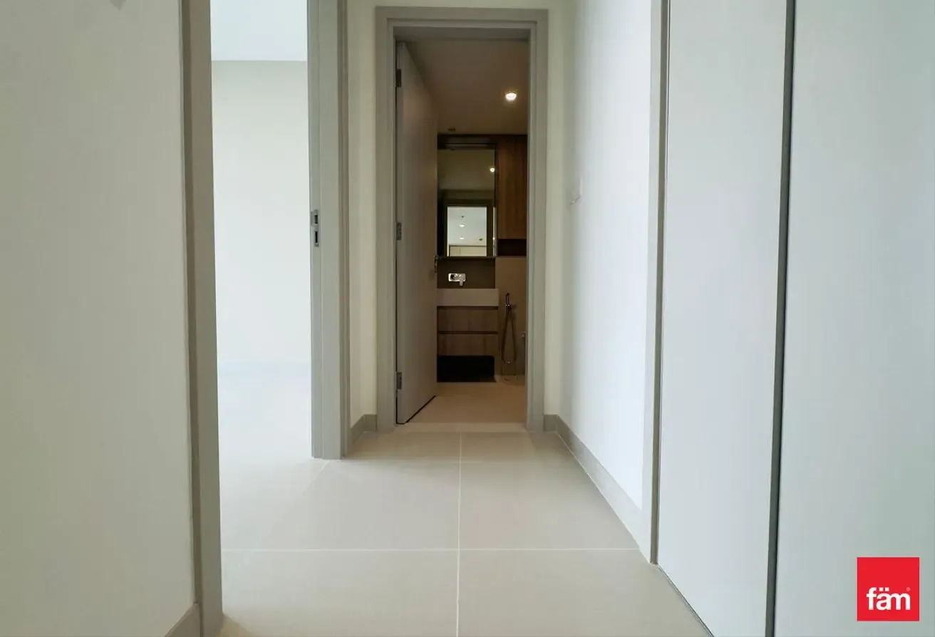 Brand New | Lagoon view | Ready To Move
