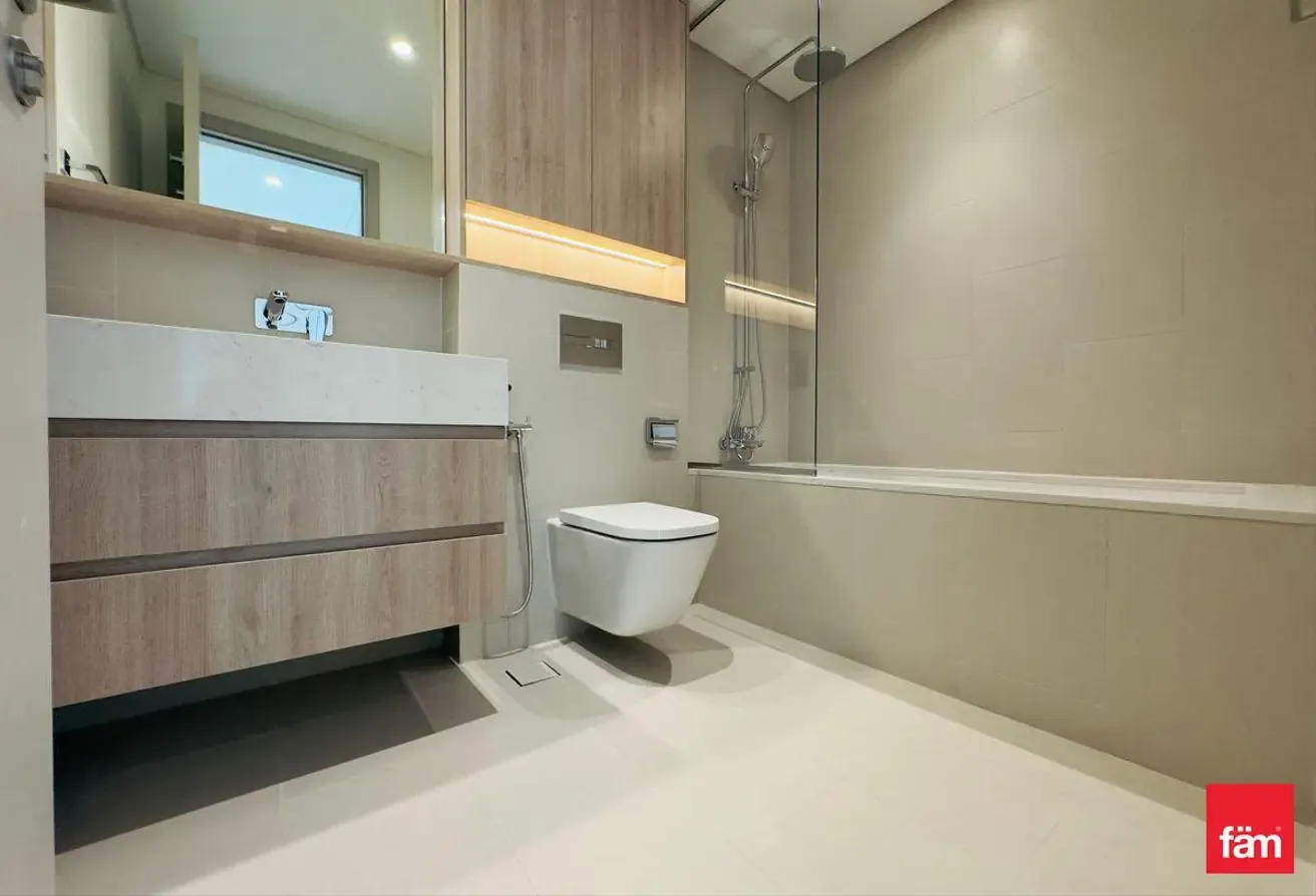 Brand New | Lagoon view | Ready To Move